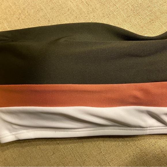 DKNY Bikini Top - Picture 6 of 13